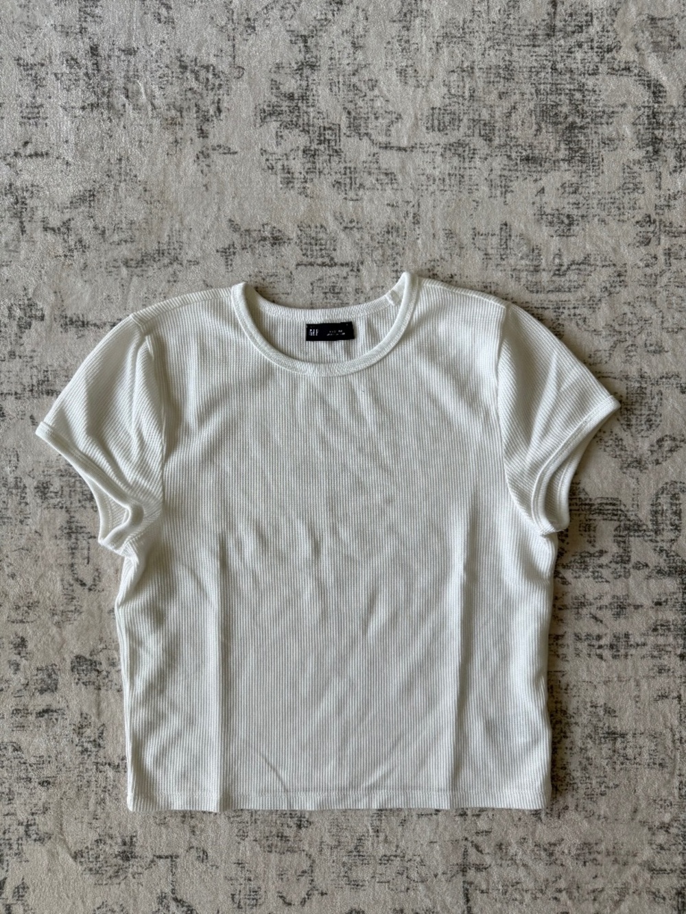 GAP | Modern Rib Short-Sleeve T-Shirt | White/Cream | Size Medium